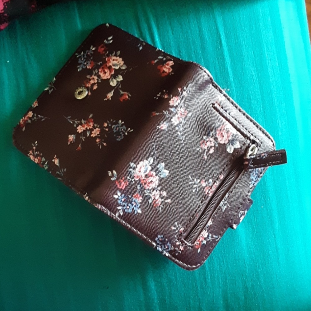 Wallet - Picture 3 of 4
